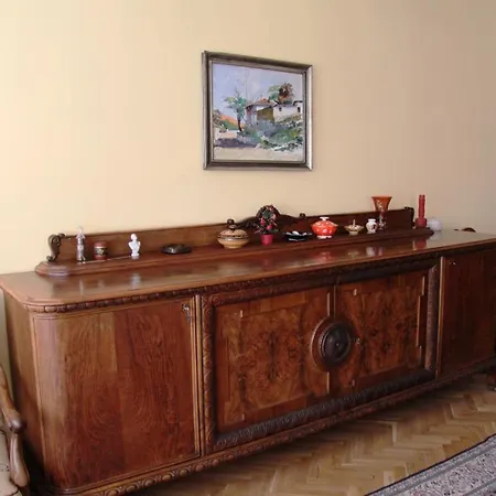 Ljuben Karavelov *